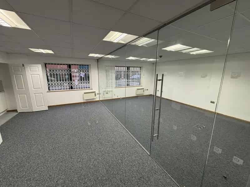 2 Apex Court Offices To Let 813-2563 sq ft