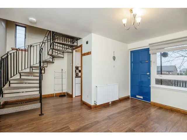 1 Bedroom Semi-Detached House for Sale in Stirling