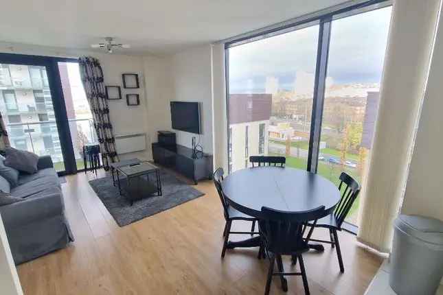 Flat for sale in Meadowside Quay Walk, Glasgow G11