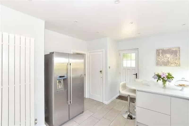 5 Bed Detached House for Sale