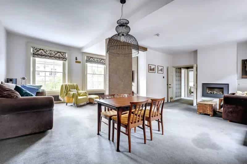 Townhouse for sale with 5 bedrooms, High Street, Baldock