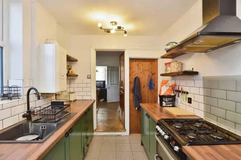 3 Bedroom Mid Terrace House Stony Stratford