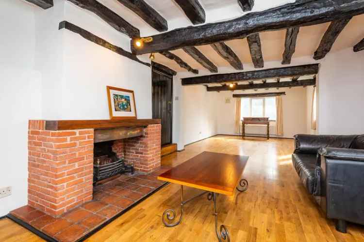 Grade II Listed 4-Bedroom Family Home with Annex and Half-Acre Plot