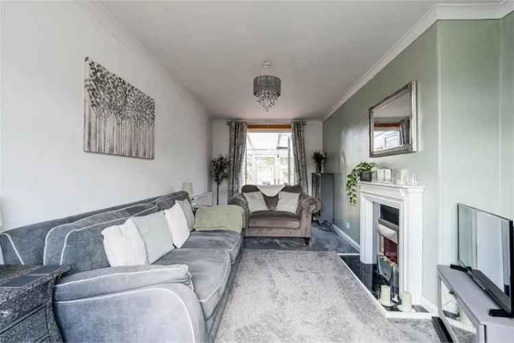 2 Bed House Terraced with 2 Reception Rooms and Garden