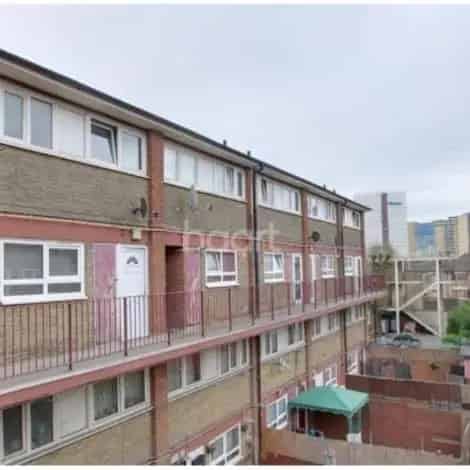 3-Bed Maisonette Near ExCeL London and Canary Wharf