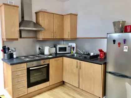 2 Bed Flat Northern Quarter Manchester Allocated Parking