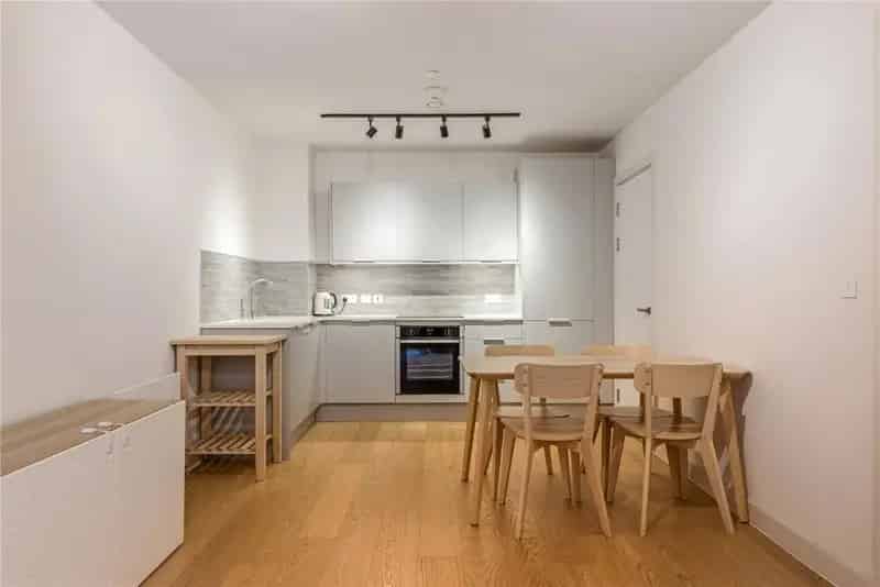 3 Bedroom Duplex in Jewellery Quarter with Gated Parking