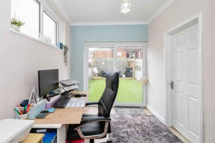 3 Bed End Terrace House North End