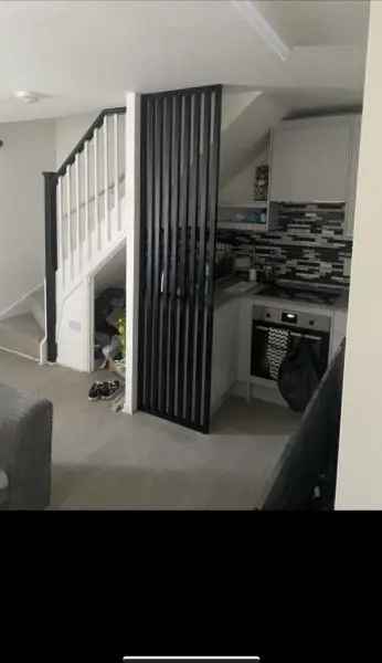 House For Rent in London, England