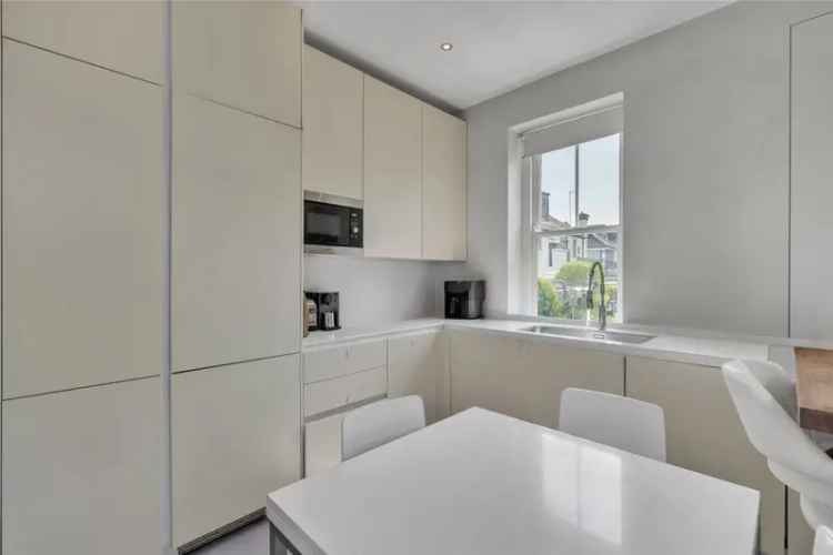 3 Bedroom Flat Maida Vale High Ceilings Sash Windows Balcony
