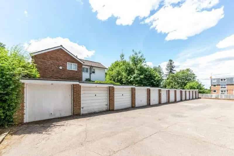 2 Bed Flat for Sale in Dulwich Estate