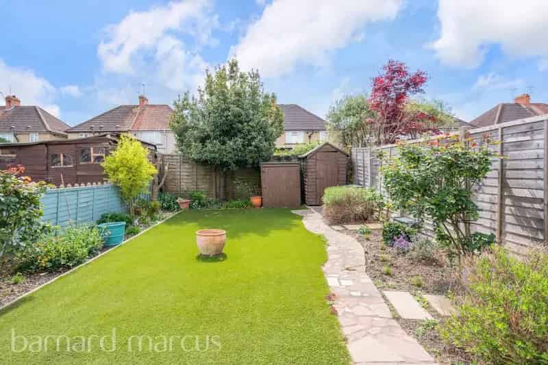3 Bedroom House Vernon Road Feltham