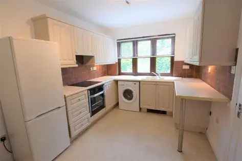 1 Bed Ground Floor Apartment Chorlton Private Garden Off Road Parking