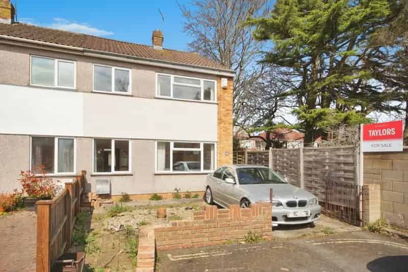 3 Bedroom Semi-Detached House For Sale Fishponds