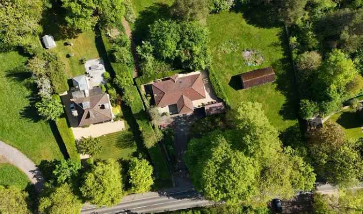 3 Bedroom Detached Bungalow For Sale
