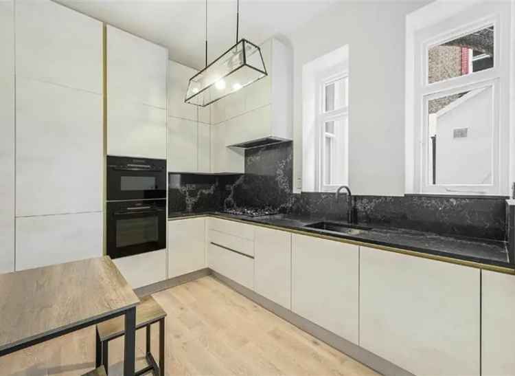 2 Double Bedroom Maisonette Near Gloucester Road Underground