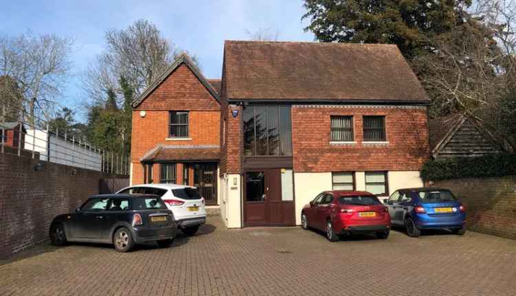 Office with Parking To Let Detached 3 Story Property