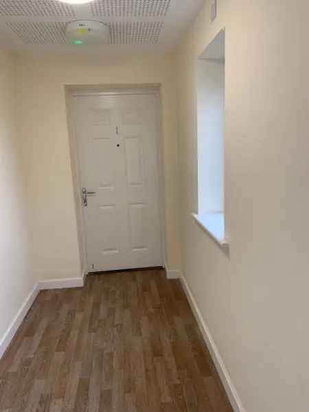 Flat For Rent in Staffordshire Moorlands, England