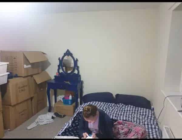2 Bed End Terrace House Near M6 M61 Pets Allowed