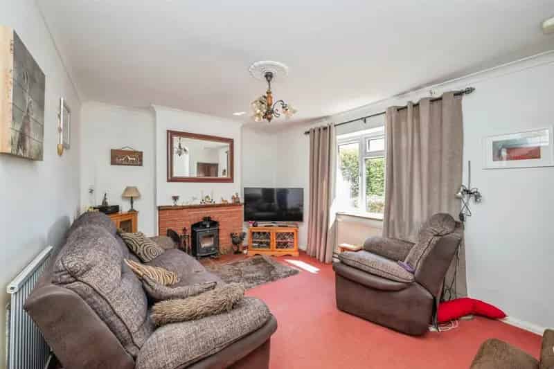 3 Bed Semi-Detached House Hainford