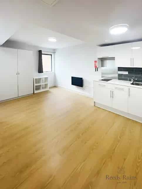 Student Studio Flat Liverpool All Bills Inclusive Zero Deposit