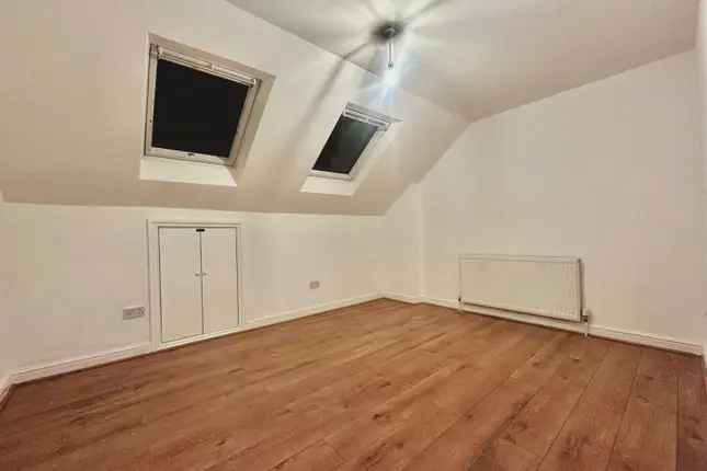 Terraced house to rent in Longmead Road, London SW17