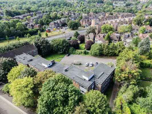 Clandon House, Clandon Gardens, London | Property for sale | Savills