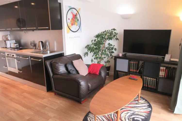 City Centre Apartment 2 Beds 2 Baths Balcony Secure Parking