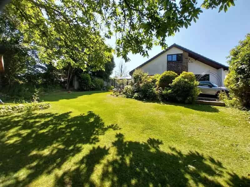 4 Bedroom Detached House to Rent