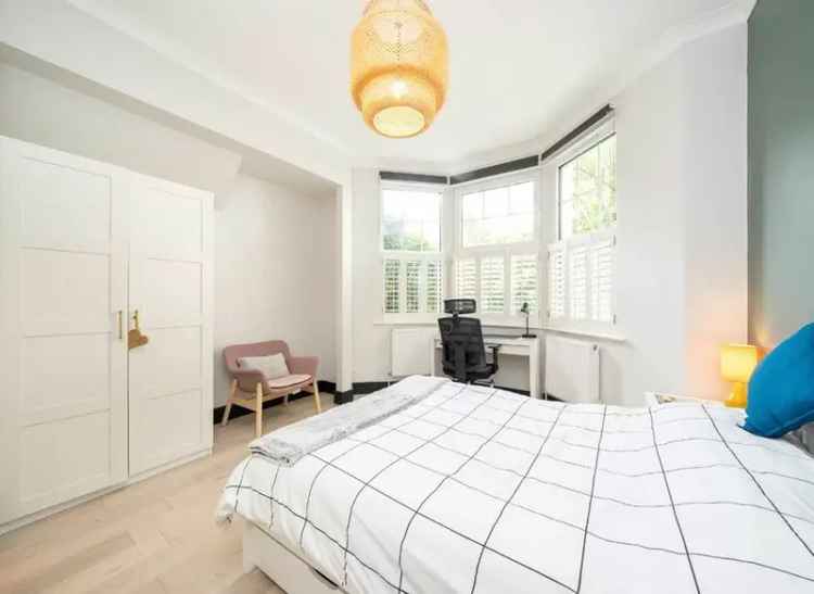 2 Double Bedroom Flat with Private Garden - Brondesbury Park