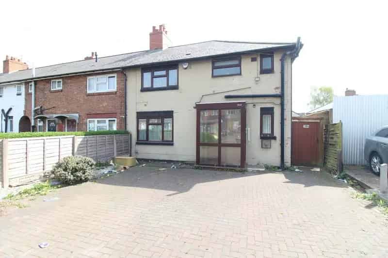 3 Bedroom End Terrace House Birmingham B9