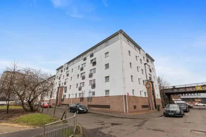 2 Bedroom Flat for Sale in Glasgow's West End