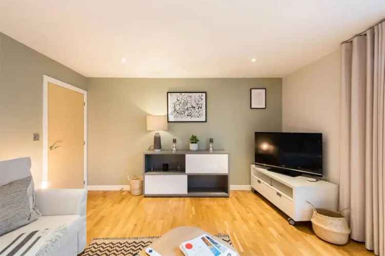 1 Bedroom Flat Islington London Modern Gated Development