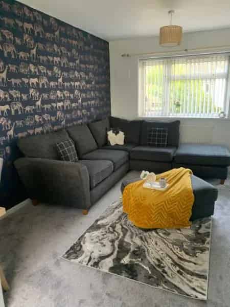 2 Bedroom Bungalow with Large Living Room