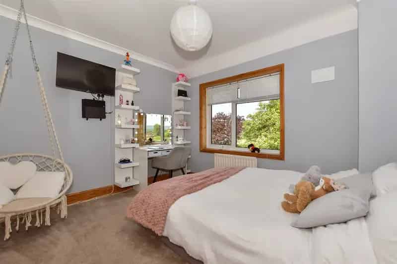 3 Bedroom Semi-Detached House for Sale in Maidstone