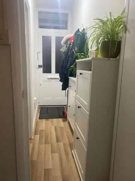 Lovely 2 Bedroom House with Garden