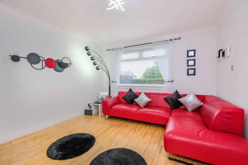 3 Bed Mid Terraced Villa in Kincorth Aberdeen