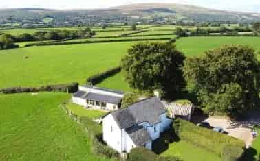 Dartmoor View Family Home with Annex