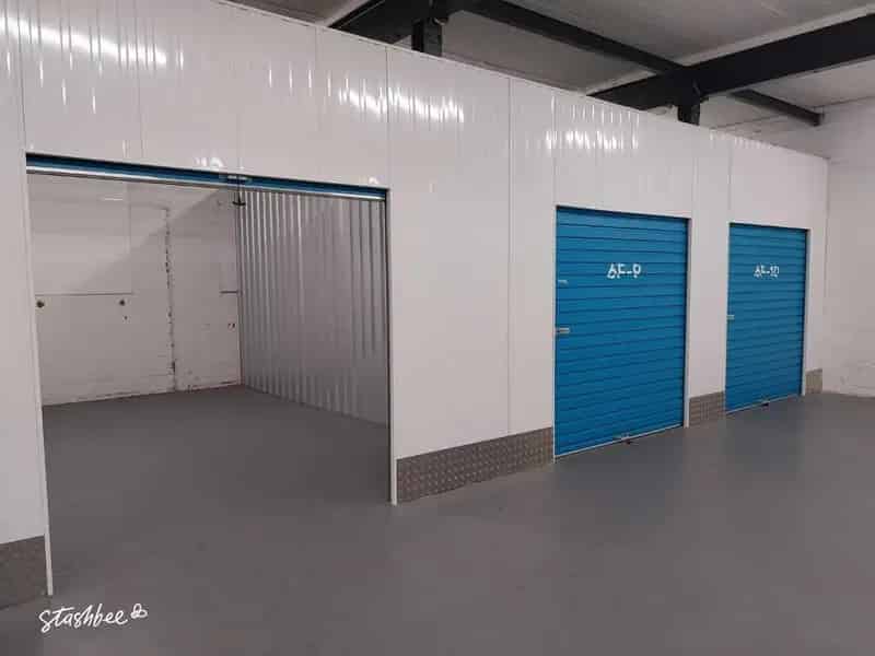Garage to Rent Self Storage Gloucester