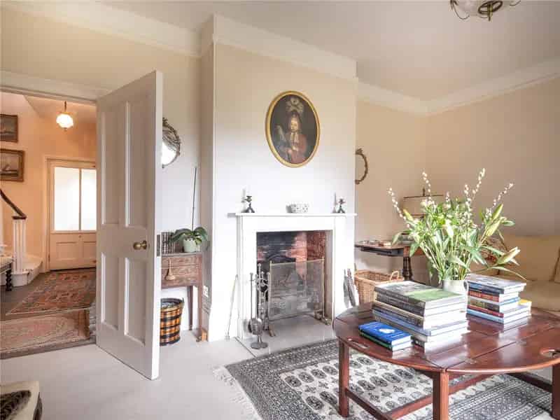 4 Bedroom Grade II Listed Old Vicarage Wilsford