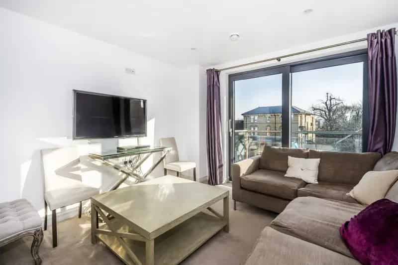 2 Bedroom Flat for Sale in Putney