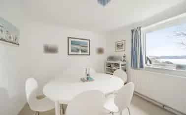 Lyme Regis Sea View Apartment 3 Beds 2 Baths Allocated Parking
