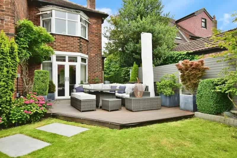 4 Bedroom Detached House for Sale in Sale Greater Manchester