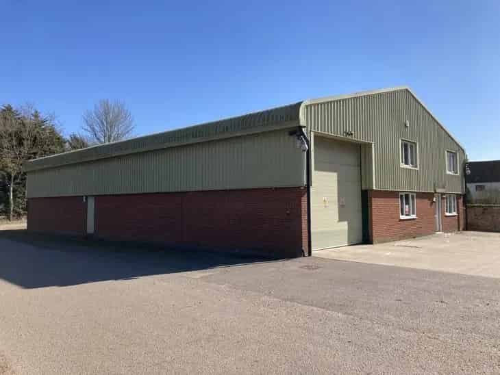 Commercial Unit with Workshop and Offices