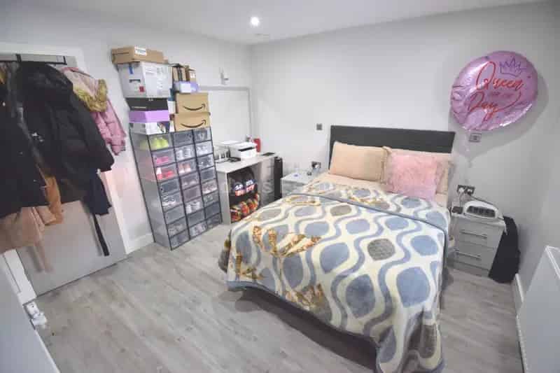 1 Bedroom Flat House to Rent Near Reading West Station