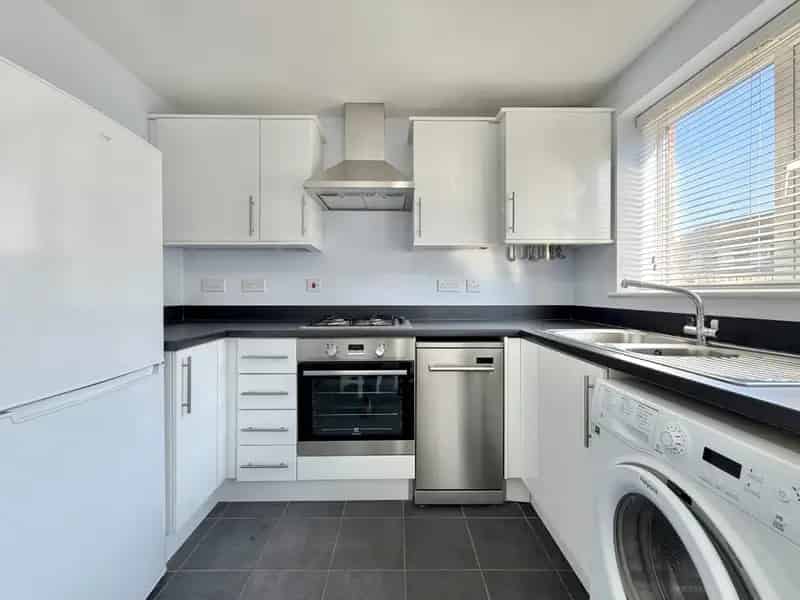 3 Bedroom House For Sale in Bluebell Bank Barnsley