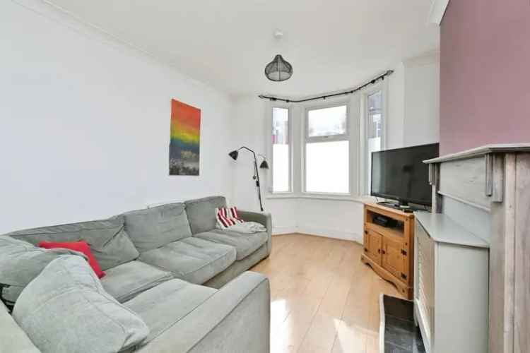 3 Bedroom Victorian Terrace House Near Abington Park