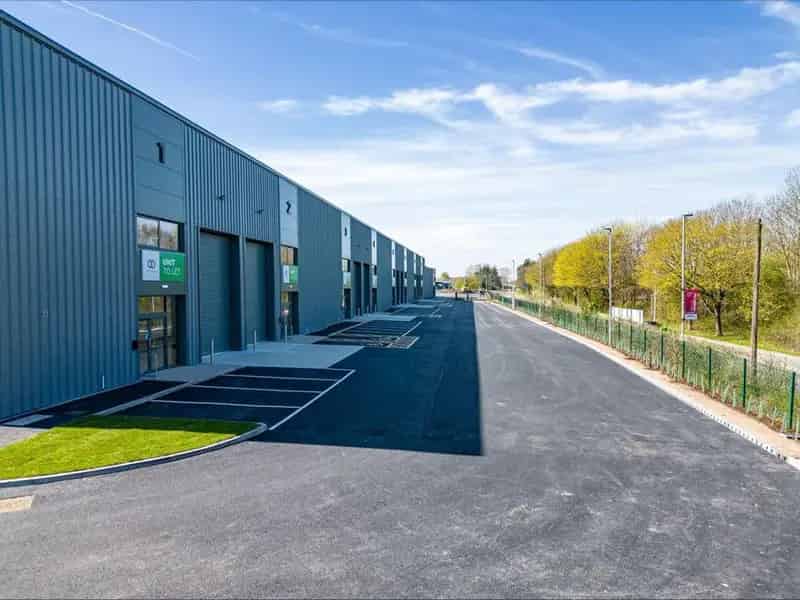Astmoor Industrial Units For Lease