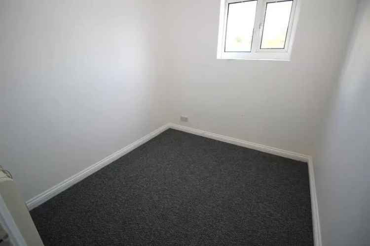 2 Bedroom Flat Available Now
