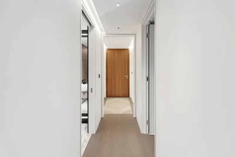 Modern 1-Bedroom Apartment Hanover Square